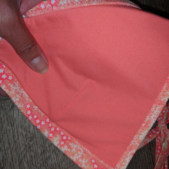 Old Navy Bikini Top!👙 - Picture 4 of 5